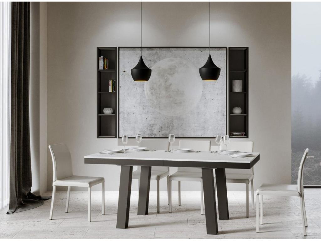 Table en métal blanc