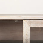 Buffet Arelius en bois massif blond avec piètement en fer doré et portes vitrées - 70 cm (L) x 32 cm (H) x 18,75 cm (P)