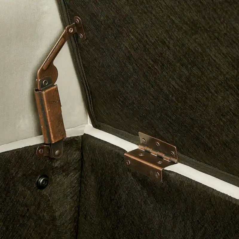 Banc de rangement capitonné avec boutons, garniture cloutée et accoudoirs