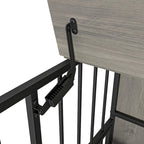 Meuble pour cage de chien avec plateau amovible, niche à double porte, panneau relevable, rotation à 360 degrés et 3 gamelles réglables en hauteur.