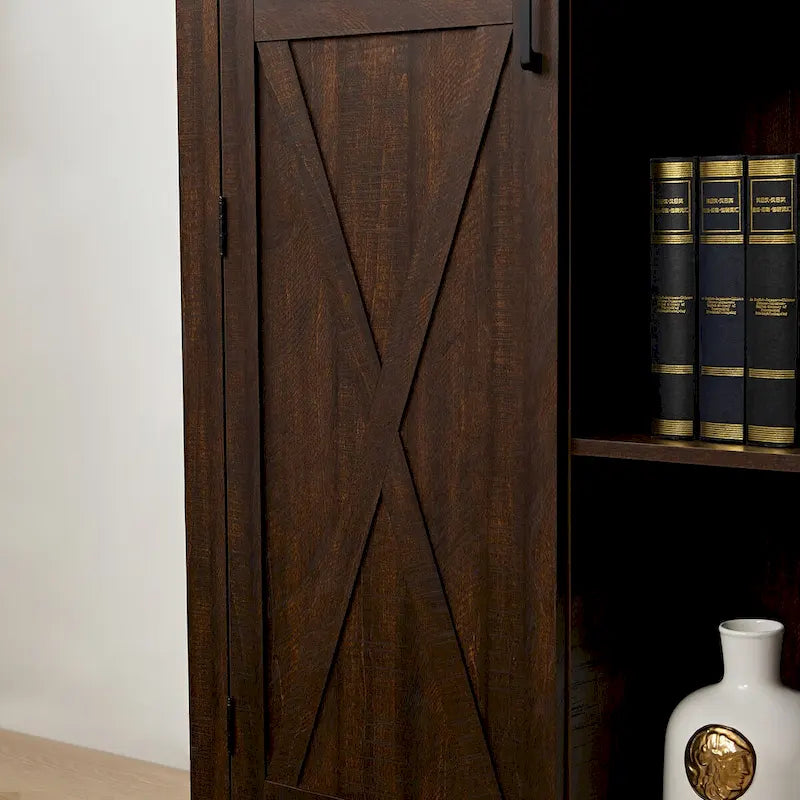 Armoire de rangement avec porte coulissante en bois rustique de style grange, meuble de rangement coulissant pour garde-manger et étagères.