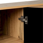 Grand meuble de rangement avec porte à motif floral sculpté et poignée en métal