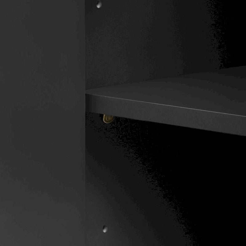 Meuble à quatre portes d'angle arrondies avec panneaux ondulés et étagères réglables, idéal pour un bureau, un salon ou une entrée.