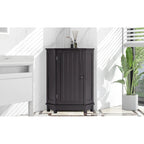 Meuble d'angle de salle de bain avec étagère réglable