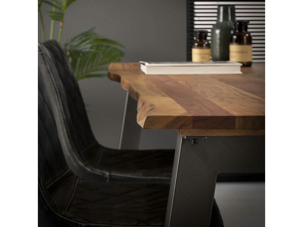 Table de salle à manger en métal beige